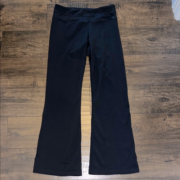 Lululemon Banded Waist Flares - Picture 1 of 4